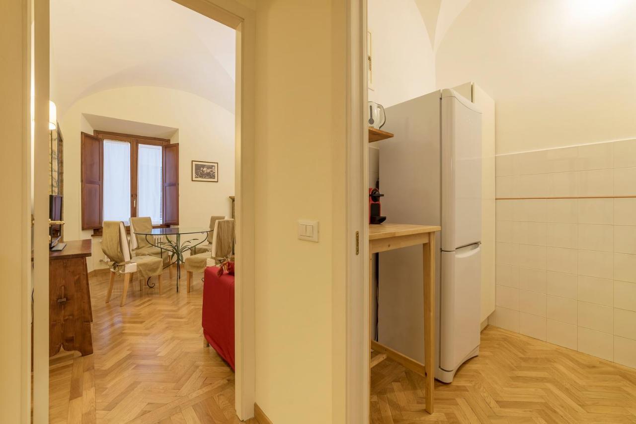 Casa Cornacchie - FromhometoРим Екстер'єр фото