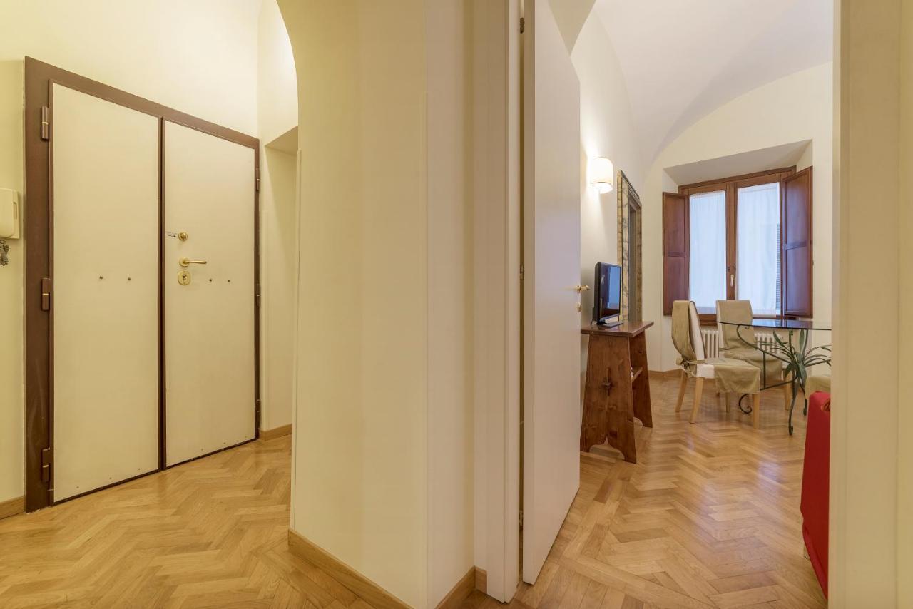 Casa Cornacchie - FromhometoРим Екстер'єр фото